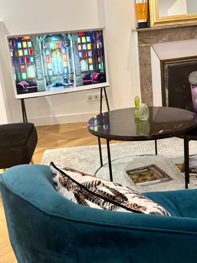 Bel Appartement Avec Parking Au Coeur De แร็งส์ ภายนอก รูปภาพ